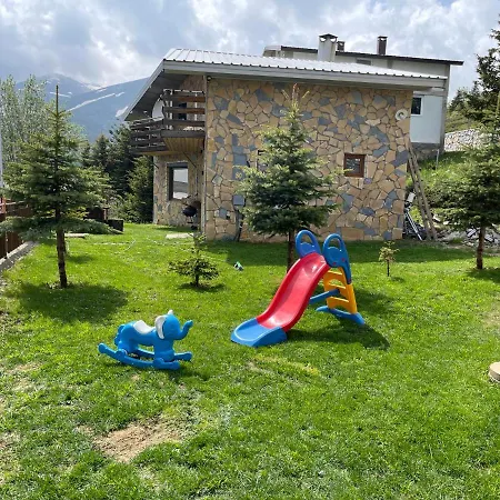 Hébergement de vacances 80 Kodra E Diellit *